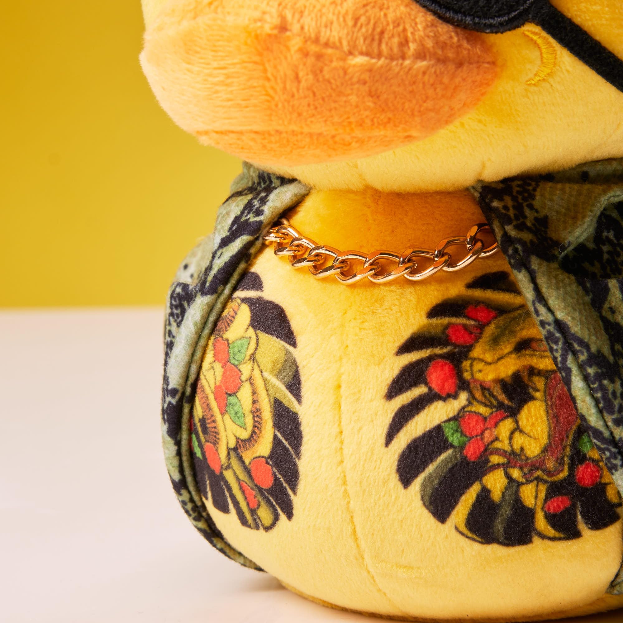 Amazon.co.jp: TUBBZ ぬいぐるみ ヤクザ 真島悟郎 コスプレ ラバー
